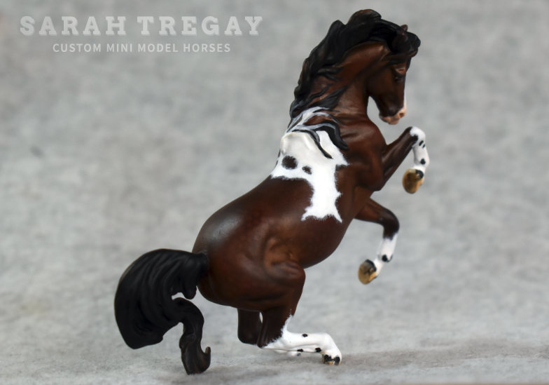breyer stablemate Croi custom mini model horse by Sarah Tregay 