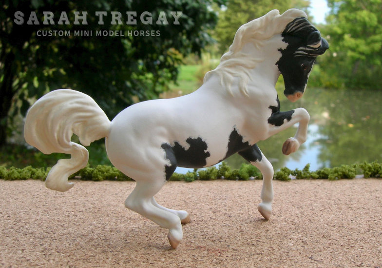 breyer stablemate Croi CM custom mini model horse by Sarah Tregay 