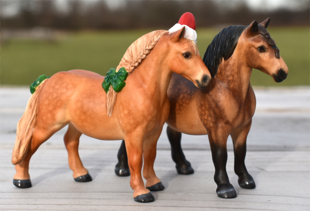 CM Breyer by Sarah Tregay, a Custom Mini/ G1 Drafter Stablemate Model Horse to Chirstmas Suffolk Punch mare
