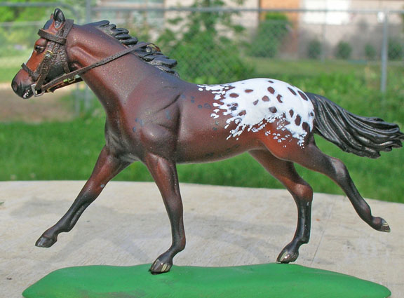 custom model horse by Sarah Tregay Custom Breyer stablemate