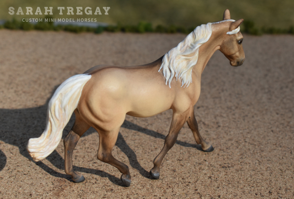 CM dunalino MFT gelding by Sarah Tregay, a Custom Mini/ Stablemate Model Horse 