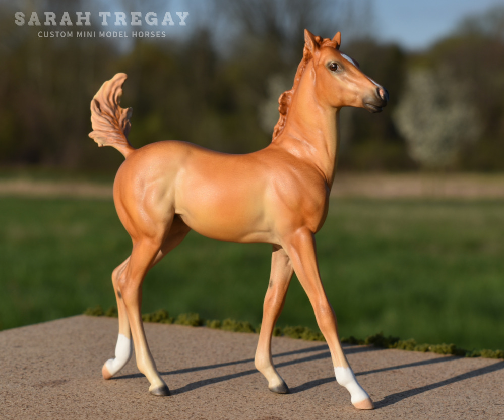 Chestnut QH filly custom model horse by Sarah Tregay (Breyer Stablemates)