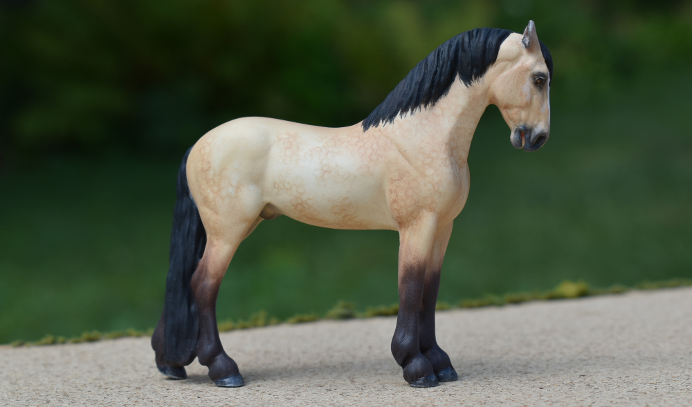 CM Breyer by Sarah Tregay, a Custom Mini/ Stablemate Model Horse to dapple buckskin stallion