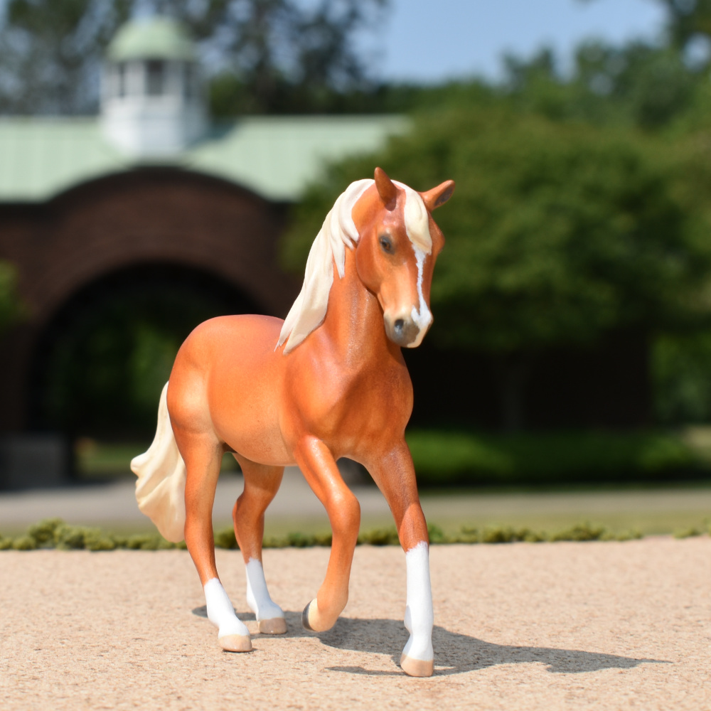 Sarah Tregay, a Custom Mini/ Stablemate Model Horse 