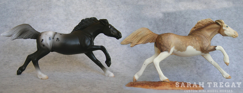 Breyer Stablemate Mold: Mustang (G3) by Jane Lunger, 2006, and custom mini by Sarah Tregay