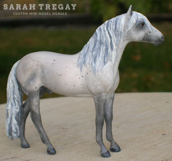 custom model horse by Sarah Tregay
